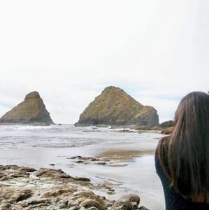 Meet your Posher, Victoria